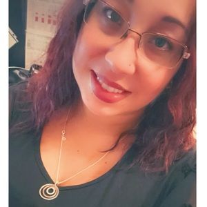 Meet your Posher, Glendalys